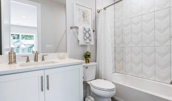 6908 GREYSWOOD Rd, Bethesda, MD 20817