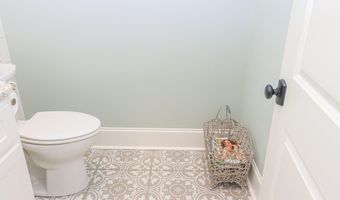170 Fallen Oak Dr, Brandon, MS 39047