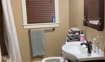 2431 JACKSON St, Alexandria, LA 71301