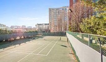 1530 KEY Blvd 326, Arlington, VA 22209