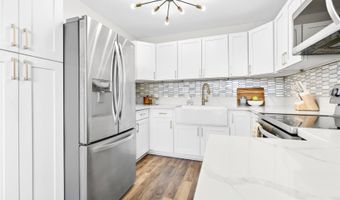 2754 Kuilei St 704, Honolulu, HI 96826