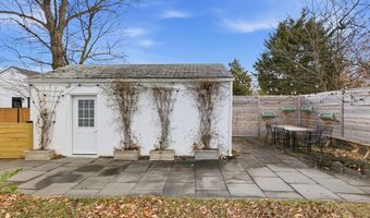 5402 S 12TH St S, Arlington, VA 22204