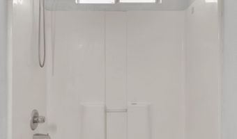 10400 Valle Koki Dr, Socorro, TX 79927