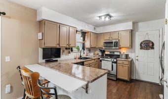 1317 Cable Ave, Beachwood, NJ 08722