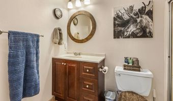 2092 Golden Circle Dr, Escondido, CA 92026
