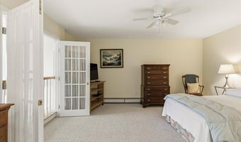 99 Dockside Ln, Belfast, ME 04915