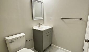 2000 RED MAPLE Grv, Ambler, PA 19002