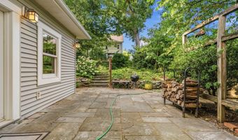 6005 ANNISTON Rd, Bethesda, MD 20817