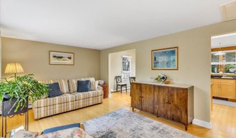 1 Sandy Ln, Bourne, MA 02532