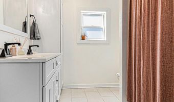 305 PERRY St, Albion, MI 49224