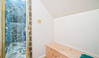 15470 Alpha Woods Dr, Alpharetta, GA 30004