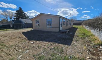 307 S Cleveland St, Boulder, MT 59632