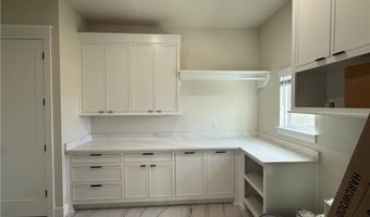5020 Logan Dr, Bentonville, AR 72713