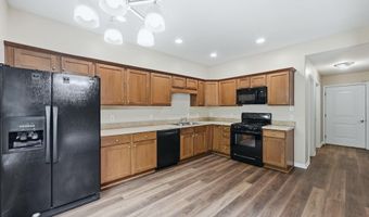 517 Williamson Cir, Angola, IN 46703