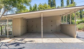 1421 Rincon Rd, Escondido, CA 92025