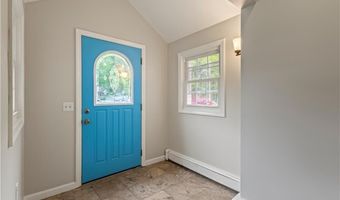 19 Bruce Dr, North Smithfield, RI 02896