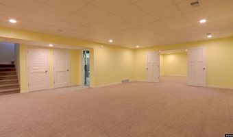 2793 Croydon Dr, Casper, WY 82609