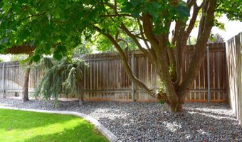 707 W 18th Ct, Kennewick, WA 99337