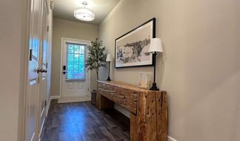 126 Auburn Crossing Dr, Auburn, GA 30011