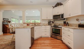 48 Essex Rd, Bedford, NH 03110