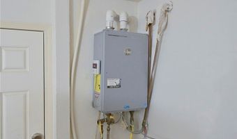 8314 E Quiet Canyon Ct, Anaheim, CA 92808