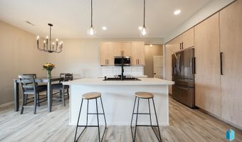 105 E Birchwood Dr, Brandon, SD 57005