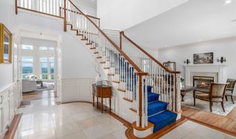 64 Sterling Pl, Bow, NH 03304