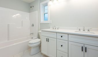 12 Robin Way 5, Chester, NH 03036