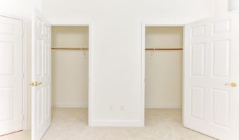 315 S HENRY St S, Alexandria, VA 22314