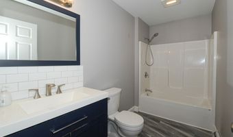 50 Braman St, Auburn, ME 04210