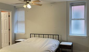 230 College St 8, Burlington, VT 05401