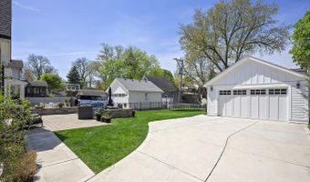 554 Forest Ave, River Forest, IL 60305