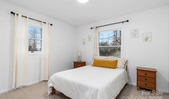 238 Ledbetter Rd, Arden, NC 28704
