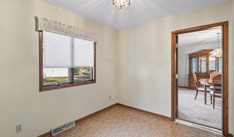 118 Main St, Arlington, WI 53911