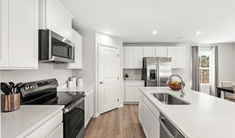 8011 Sterling Oaks Dr NW Plan: Woodford, Ash, NC 28420