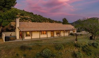 9060 Yucca Hills Rd, Agua Dulce, CA 91390