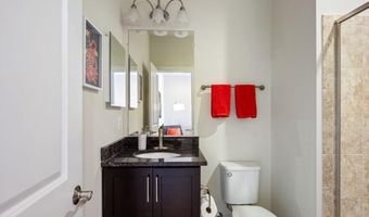 2216 MAIN LINE Blvd, Alexandria, VA 22301