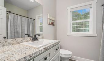 8423 76th St SE, Alto, MI 49302