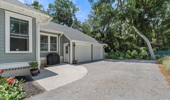 24 Botany Dr, Beaufort, SC 29907