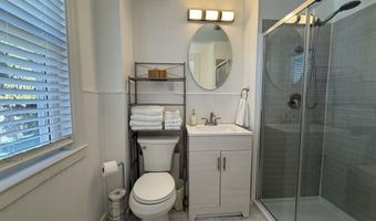 33 Union St, Bath, ME 04530