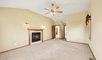 10404 Saint John Dr, Algonac, MI 48001