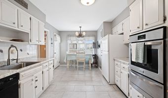 28 OBRIEN Ct, Bayonne, NJ 07002