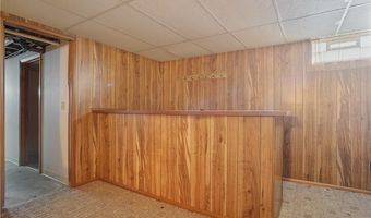 136 N Chillicothe Rd, Aurora, OH 44202