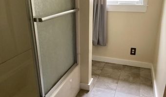 111 Aster St, Warwick, RI 02888