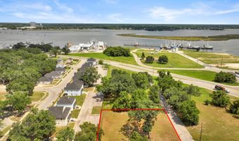 427 Heidenheim Ave, Biloxi, MS 39530