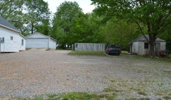 360 S Second St, Albion, IL 62806