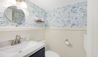 115 Beverly Rd, East Providence, RI 02915