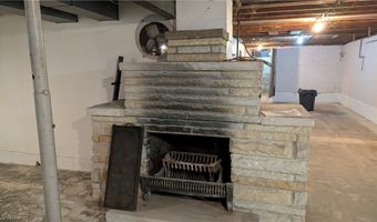 2921 Center Rd, Ashtabula, OH 44004