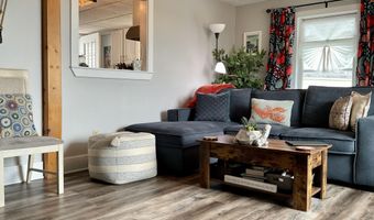 10 Aegis Dr, Bath, ME 04530