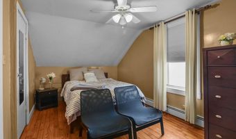 56 Errol St, Warwick, RI 02888